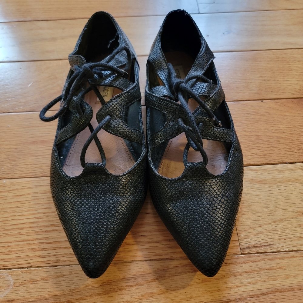 Steve Madden Laced Flats